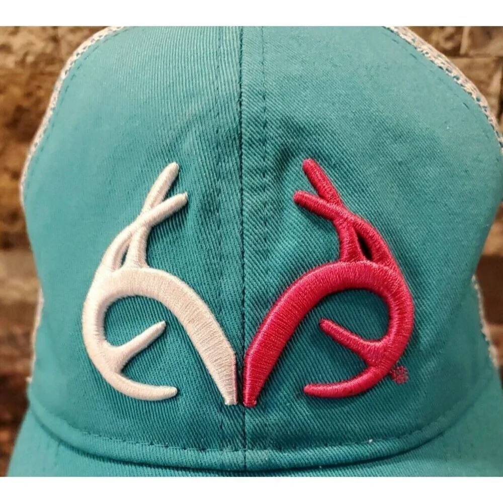 Realtree Outfitters Snap back Hat Blue Pink White Headwear Breathable Cap